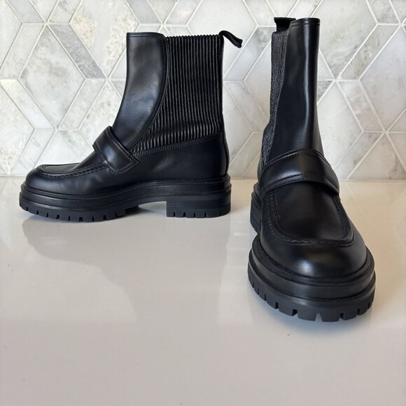 Gianvito Rossi Shoes - Gianvito Rossi Size 36/6 Black Calfskin Pull On Ankle Boot Lug Sole Eco Stretch